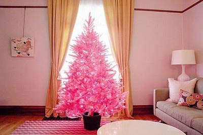 Albero di natale sintetico di colore rosa