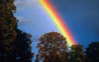 Brilla in cielo l'arcobaleno